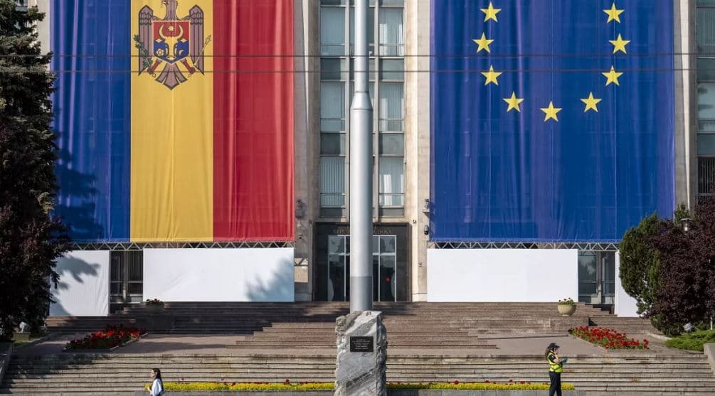 Frontnews image description