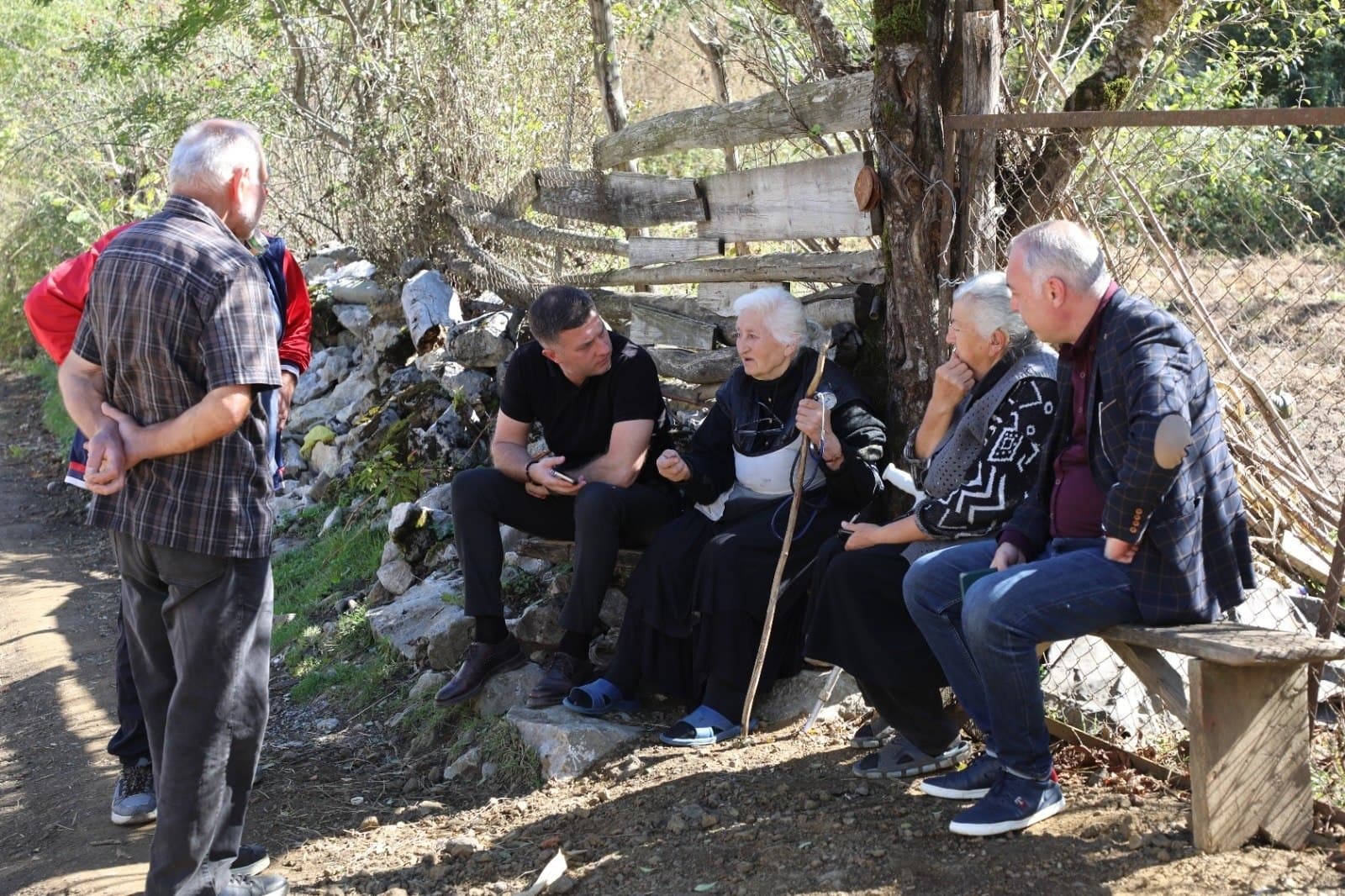 Frontnews image description