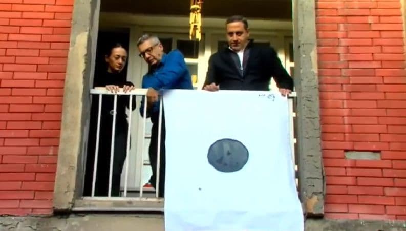 Frontnews image description