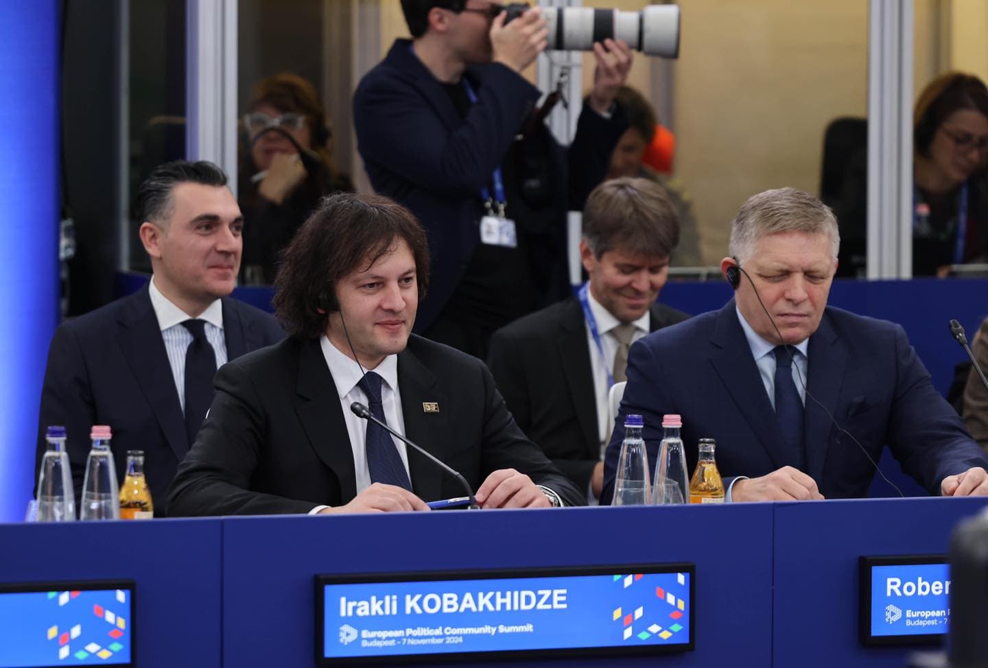 Frontnews image description