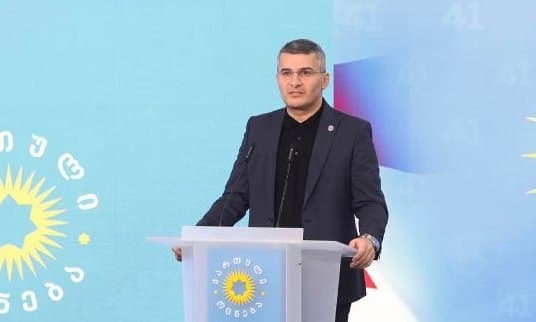 Ruling party Executive Secretary cautions against “excessive optimism” and pessimism after Trump inauguration