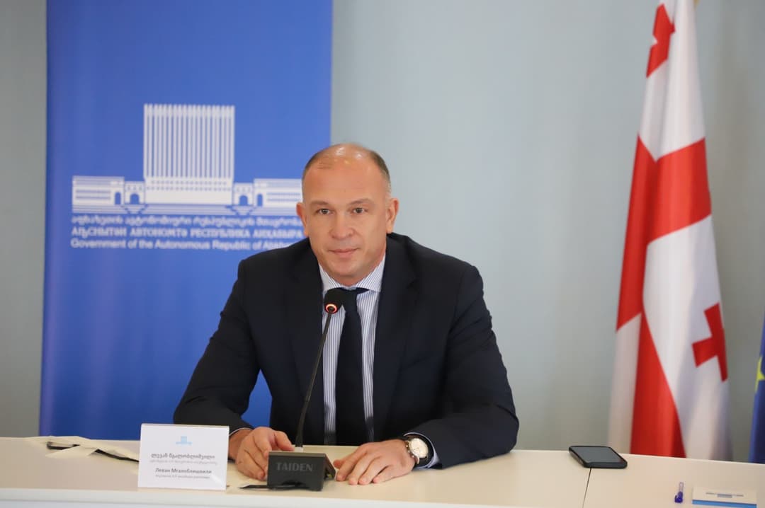 ლევან მგალობლიშვილი – საოკუპაციო რეჟიმის წარმომადგენლებმა დატოვეს სხდომათა დარბაზი, თუმცა ჩვენ რამდენიმე მნიშვნელოვანი საკითხის განხილვა მოვასწარით