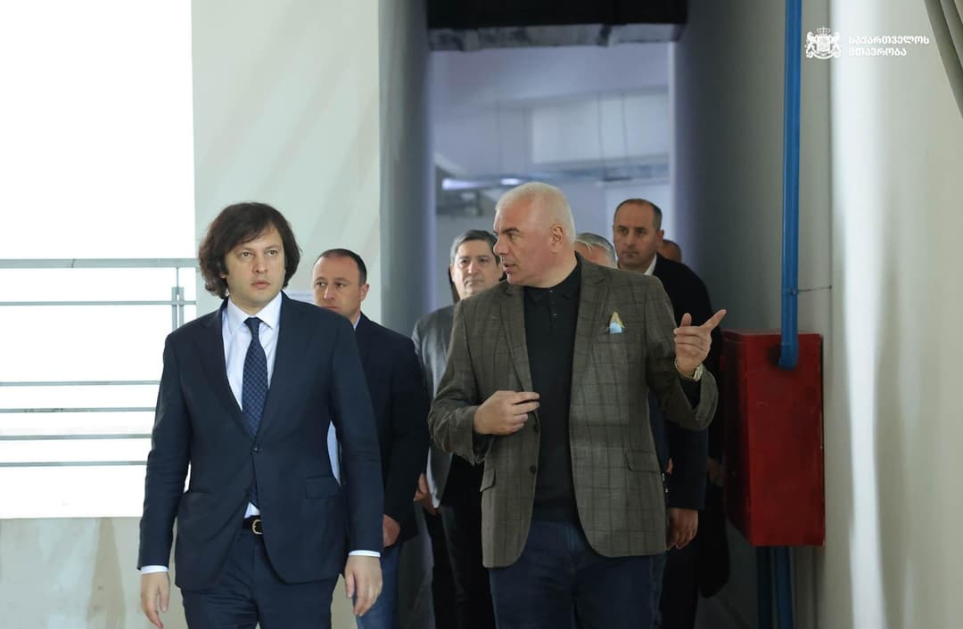 ირაკლი კობახიძემ თელავის სპორტის სასახლე დაათვალიერა
