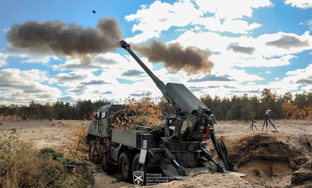 20 ტანკი, 105 დრონი, 1400-ზე მეტი ოკუპანტი ერთ დღეში – უკრაინის გენშტაბი განახლებულ მონაცემებს აქვეყნებს