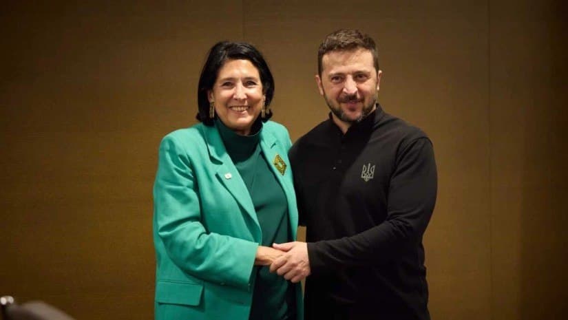 Frontnews image description