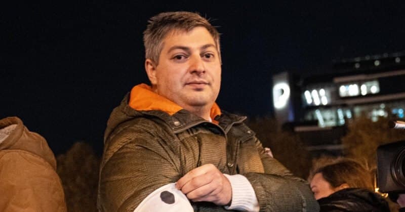 ილია ღლონტი – ამოღებულია პირადი მობილური და ლეპტოპი, გასაგებია რისთვისაც, ეს არის დაშინება, რომ ადამიანებმა შეწყვიტონ პროტესტი