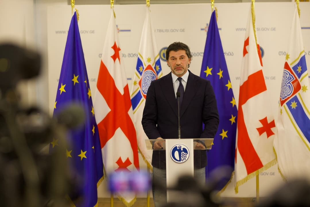 Tbilisi Mayor announces New Year’s illuminations to be switched on today after delay due to protests