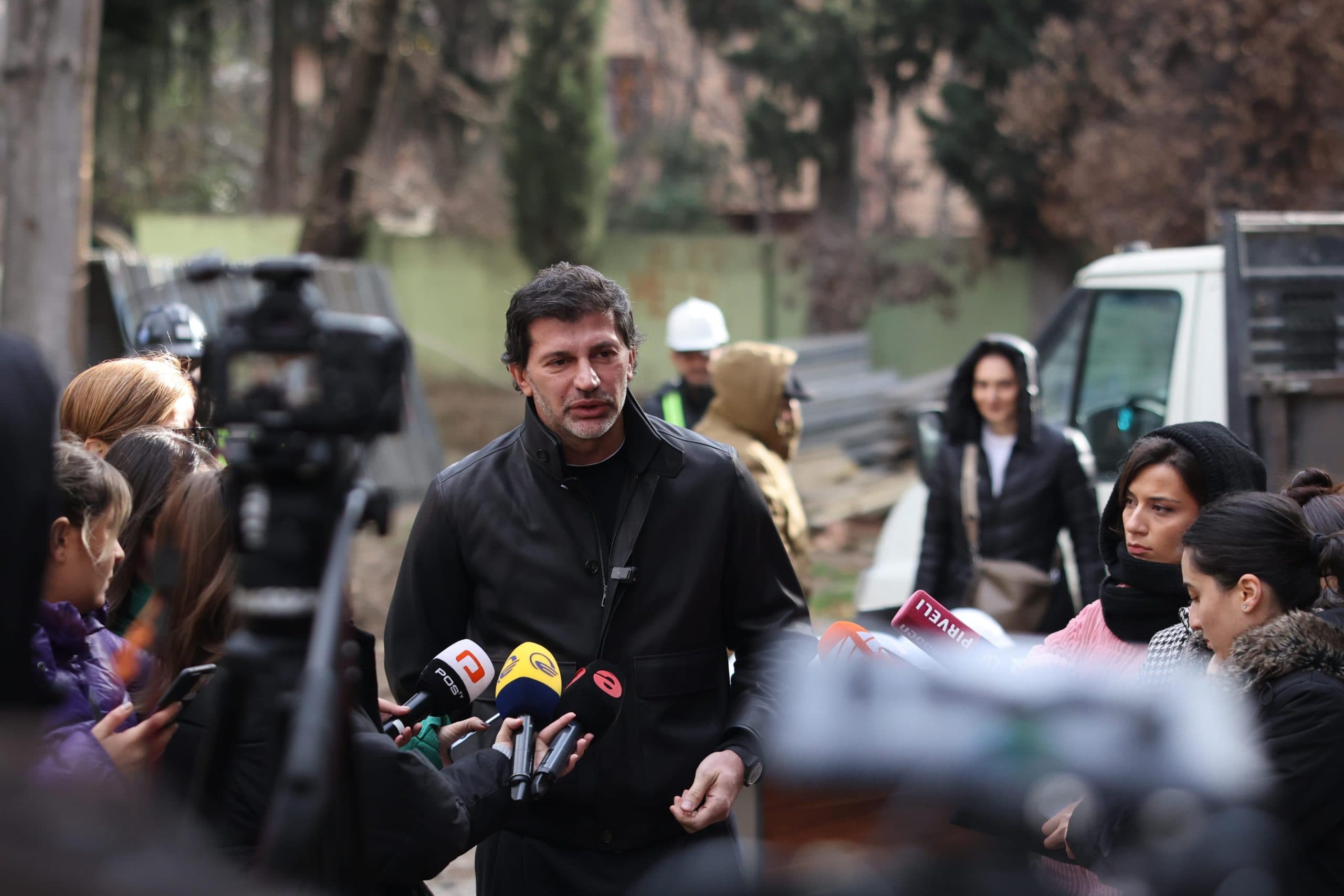 Frontnews image description