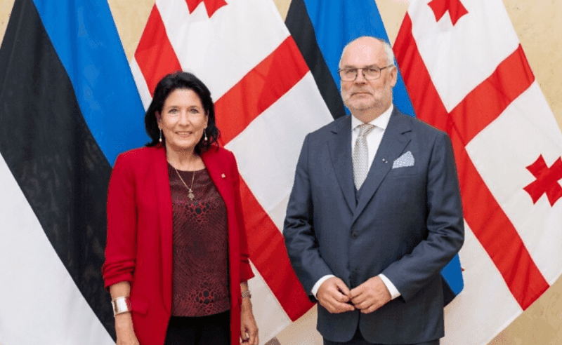 Frontnews image description