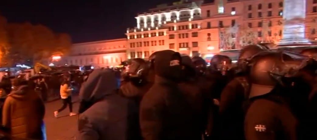 Frontnews image description