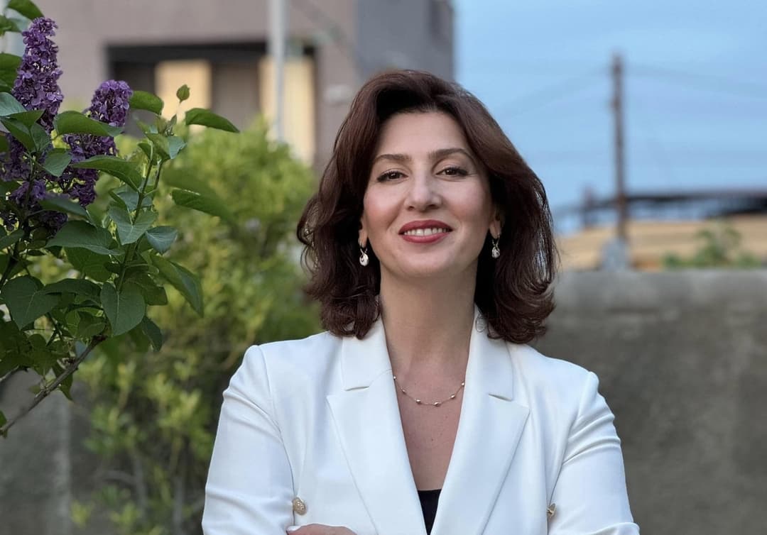 თამარ კაპანაძე – მთელი ეს წლები ვცდილობდი ვყოფილიყავი აპოლიტიკური, დღეს არ შემიძლია მშვიდად ვუყურო როგორ ხელაღებით უსწორდებიან გულანთებულ ბავშვებს