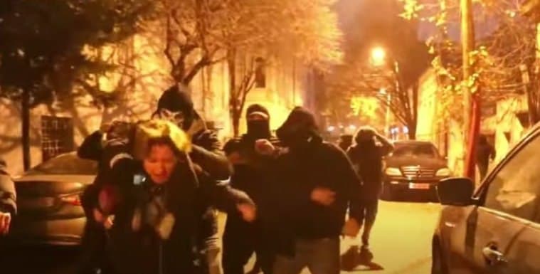 “TV პირველის” ჟურნალისტსა და ოპერატორზე თავდასხმის ფაქტზე გამოძიება დაიწყო