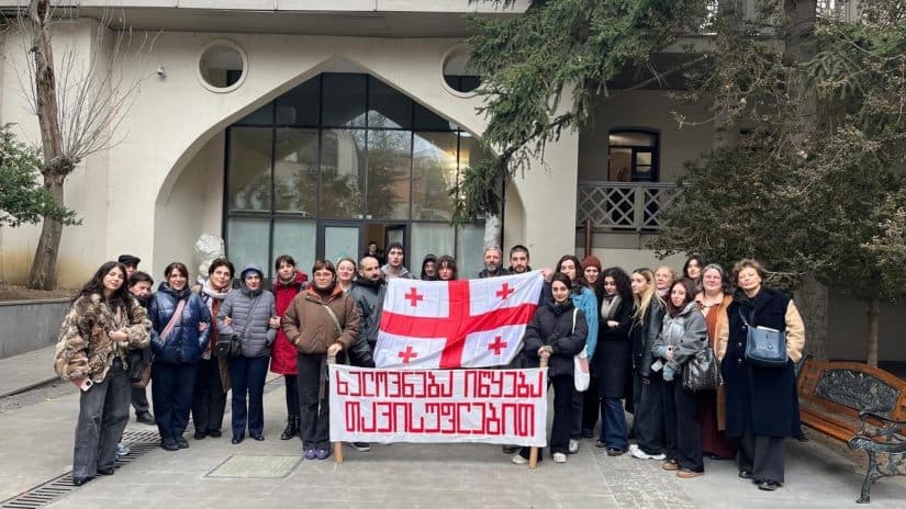 Frontnews image description