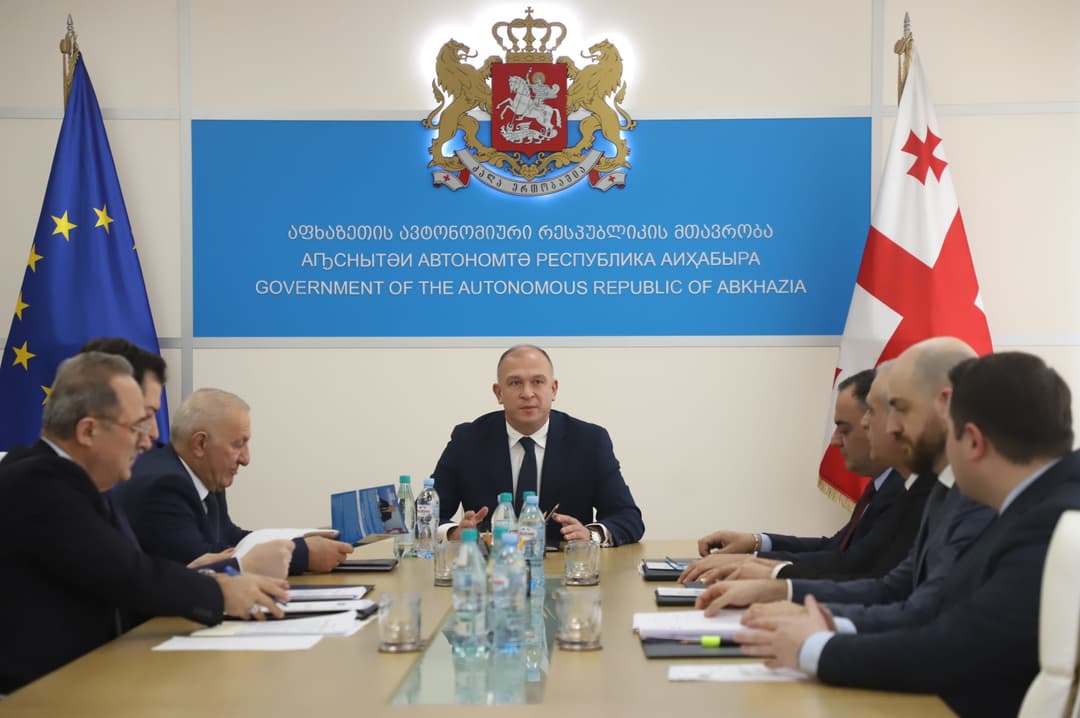 აფხაზეთიდან იძულებით გადაადგილებული მოსახლეობისთვის აფხაზეთის მთავრობაში ცხელი ხაზი ამოქმედდა