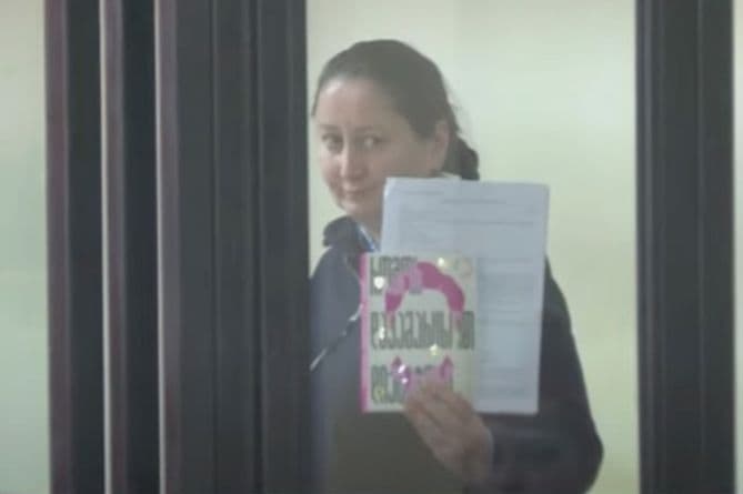 საია – მზია ამაღლობელი კატეგორიულად ითხოვს პენიტენციურ დაწესებულებაში გადაყვანას და პროტესტის ნიშნად, უარს აცხადებს საკვების მიღებაზე