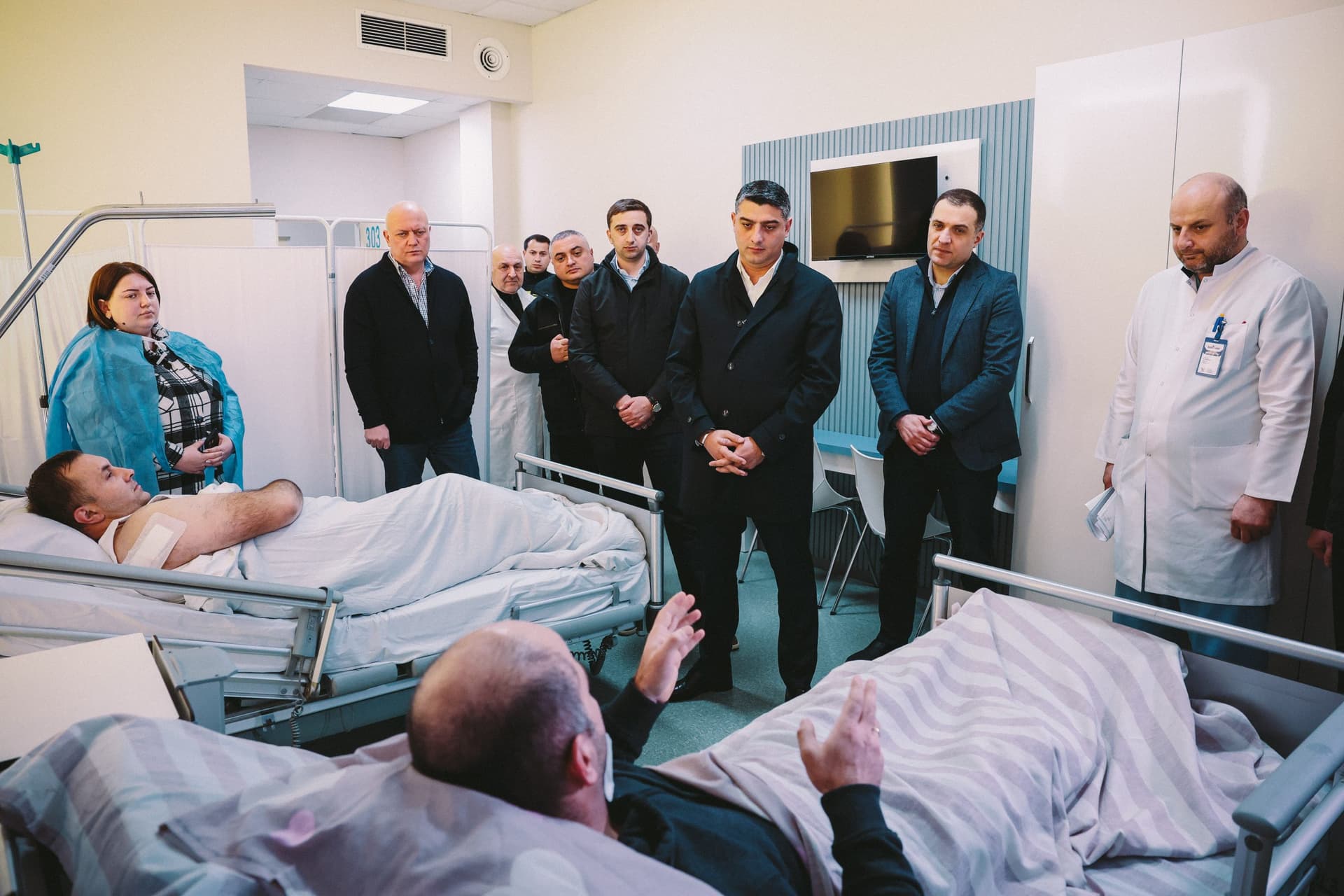 Frontnews image description