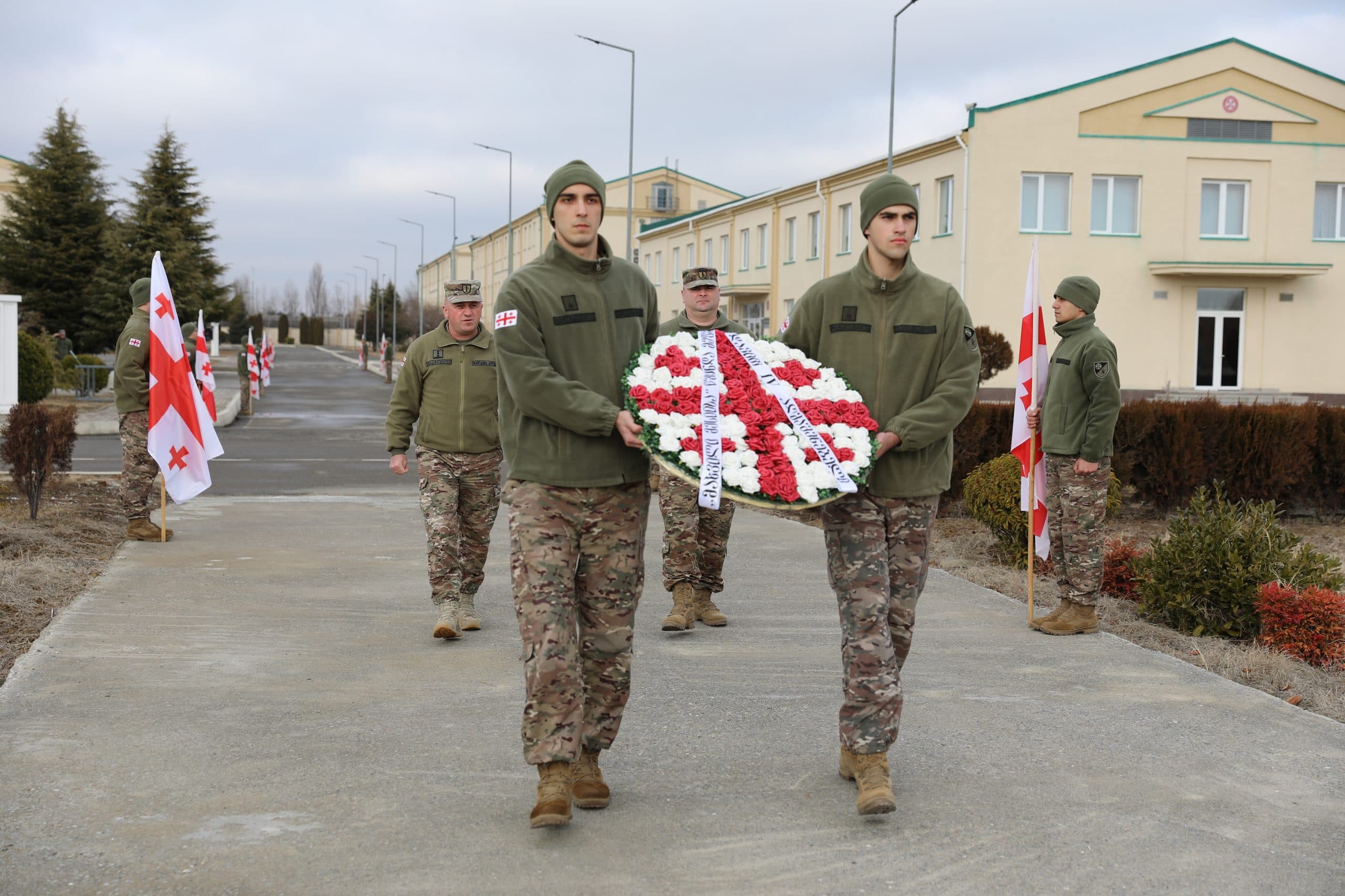 Frontnews image description