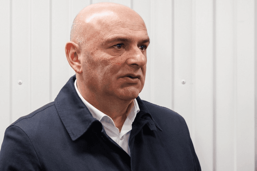 Frontnews image description