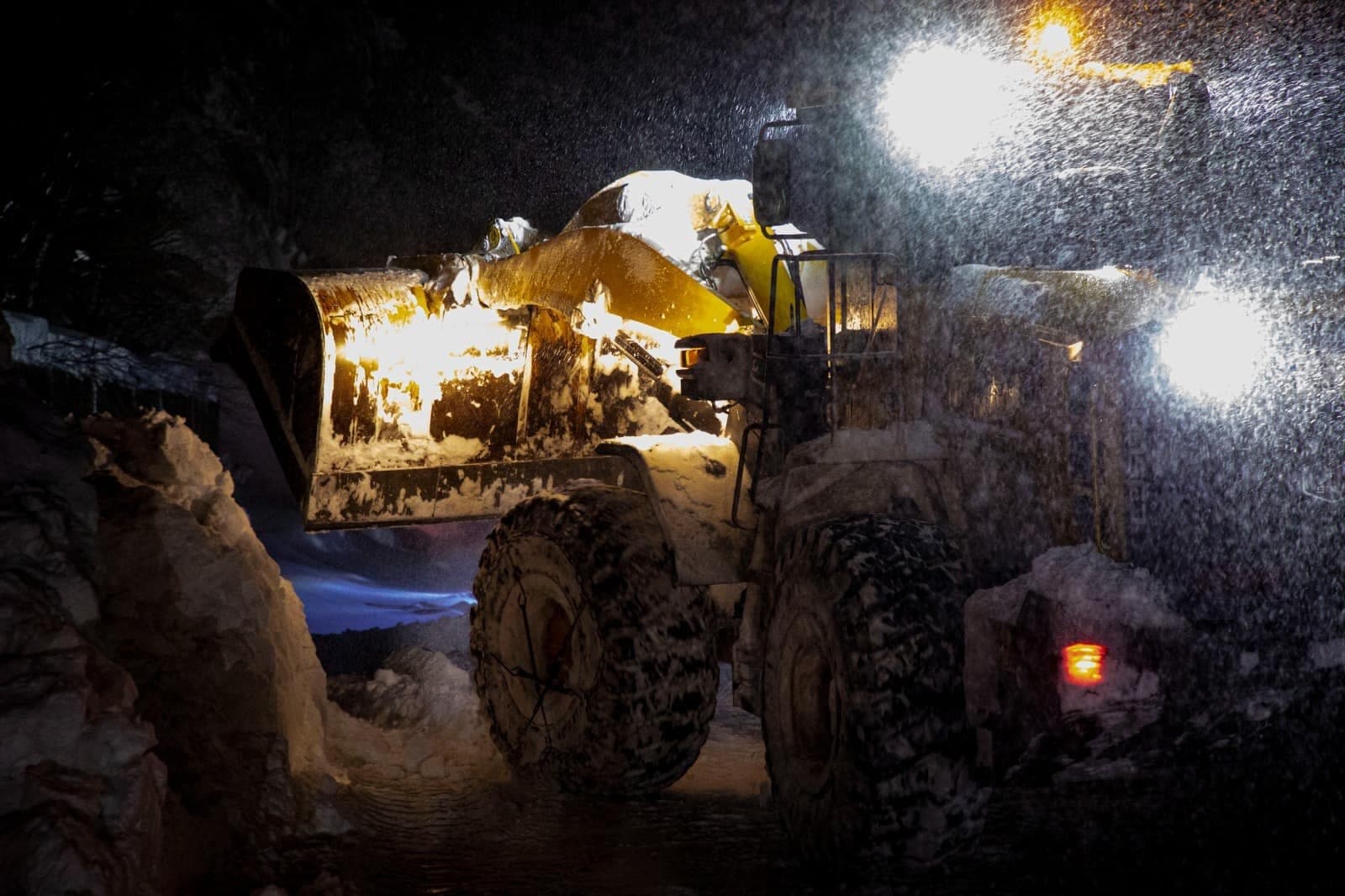 Frontnews image description