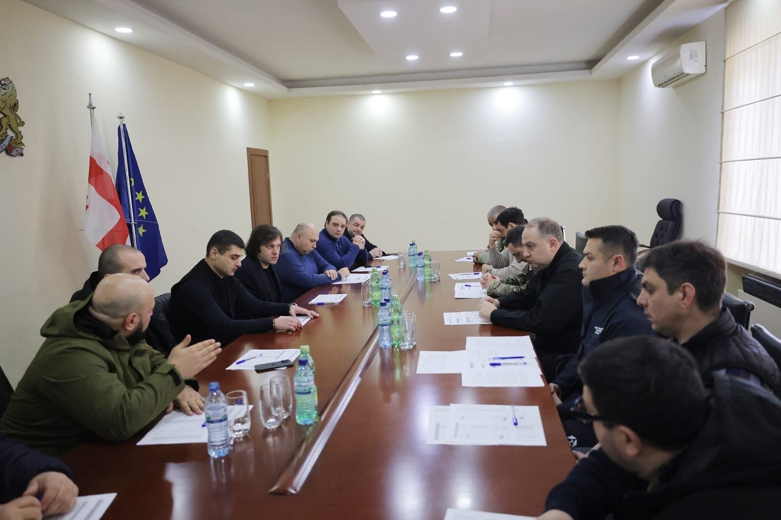 Frontnews image description