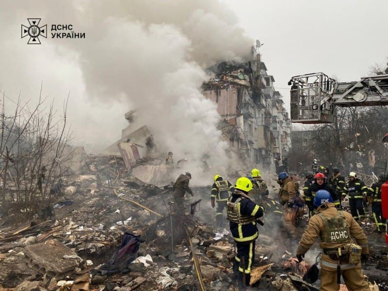 Frontnews image description