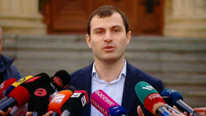 ბექა ბასილაია – სააკაშვილის საქმეზე პროკურატურა იმავენაირად ითხოვს გამამტყუნებელი განაჩენის დაყენებას, როგორც იგივე პროკურორები ასამართლებდნენ გამსახურდიას