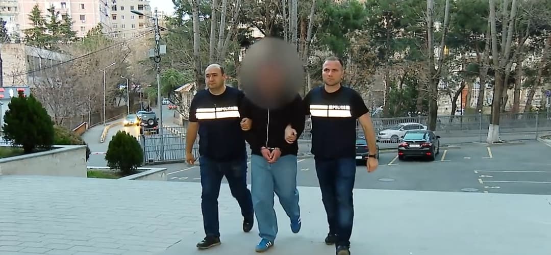 თბილისში განზრახ მკვლელობის ბრალდებით ერთი პირი დააკავეს