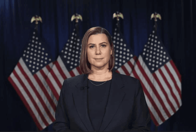 სენატორი ელისა სლოტკინი – პრეზიდენტი ტრამპი ცდილობს, თავის მილიარდერ მეგობრებს უპრეცედენტო საჩუქრები ჩამოურიგოს