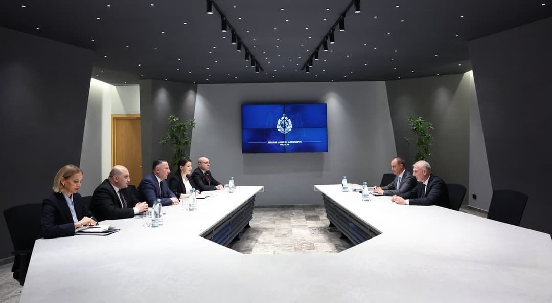 ვახტანგ გომელაური საქართველოში იტალიის ელჩს შეხვდა