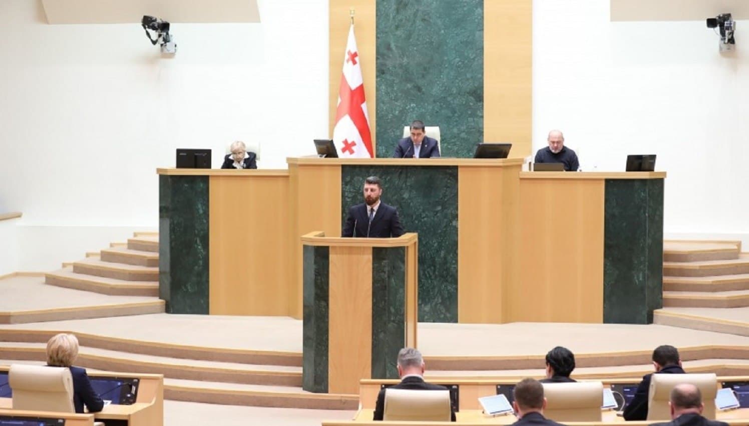 Frontnews image description