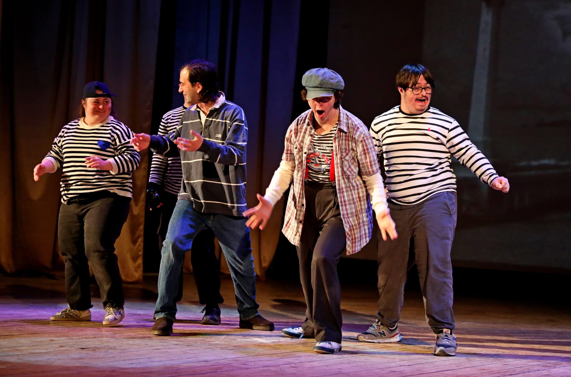 Frontnews image description