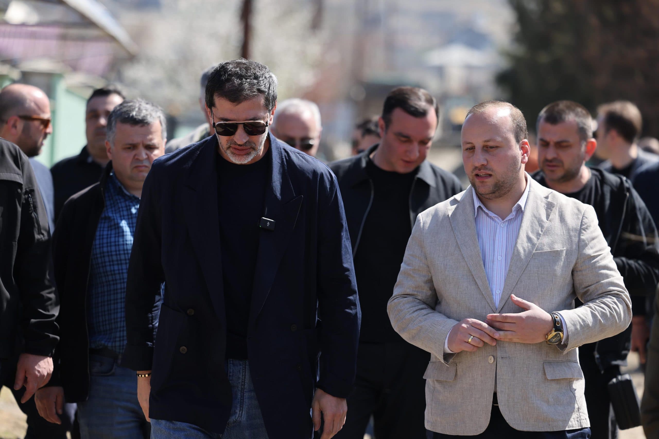 Frontnews image description