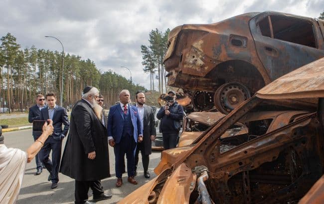 მარკ ბერნსი – უკრაინელს სჭირდება იარაღი თავის დასაცავად და არა ფული
