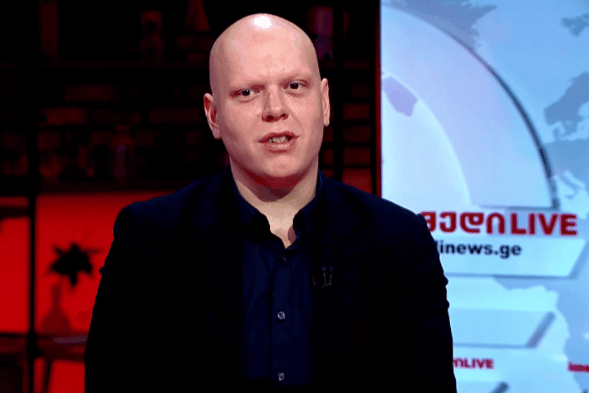 Frontnews image description