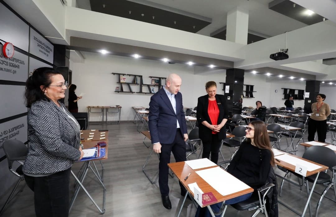 ეროვნული სასწავლო ოლიმპიადის დასკვნითი ტური დაიწყო