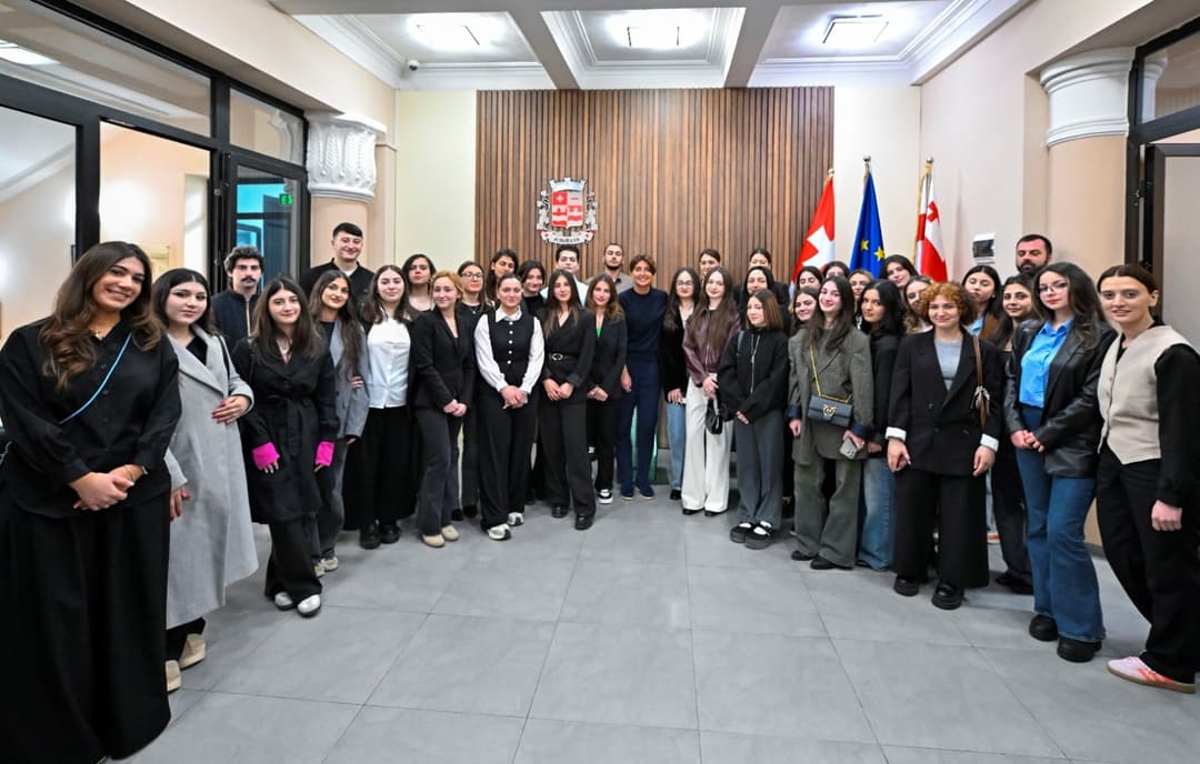 ნინო ლაცაბიძე – “მართე შენი ქალაქის“ მონაწილე ახალგაზრდებიდან მერიის სხვადასხვა სამსახურებში უკვე 30 დასაქმდა