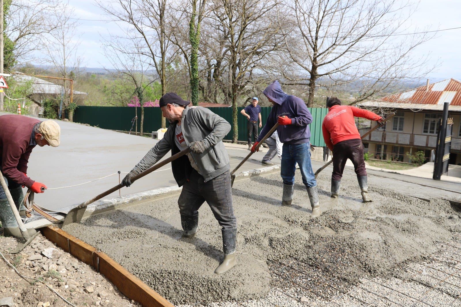 Frontnews image description