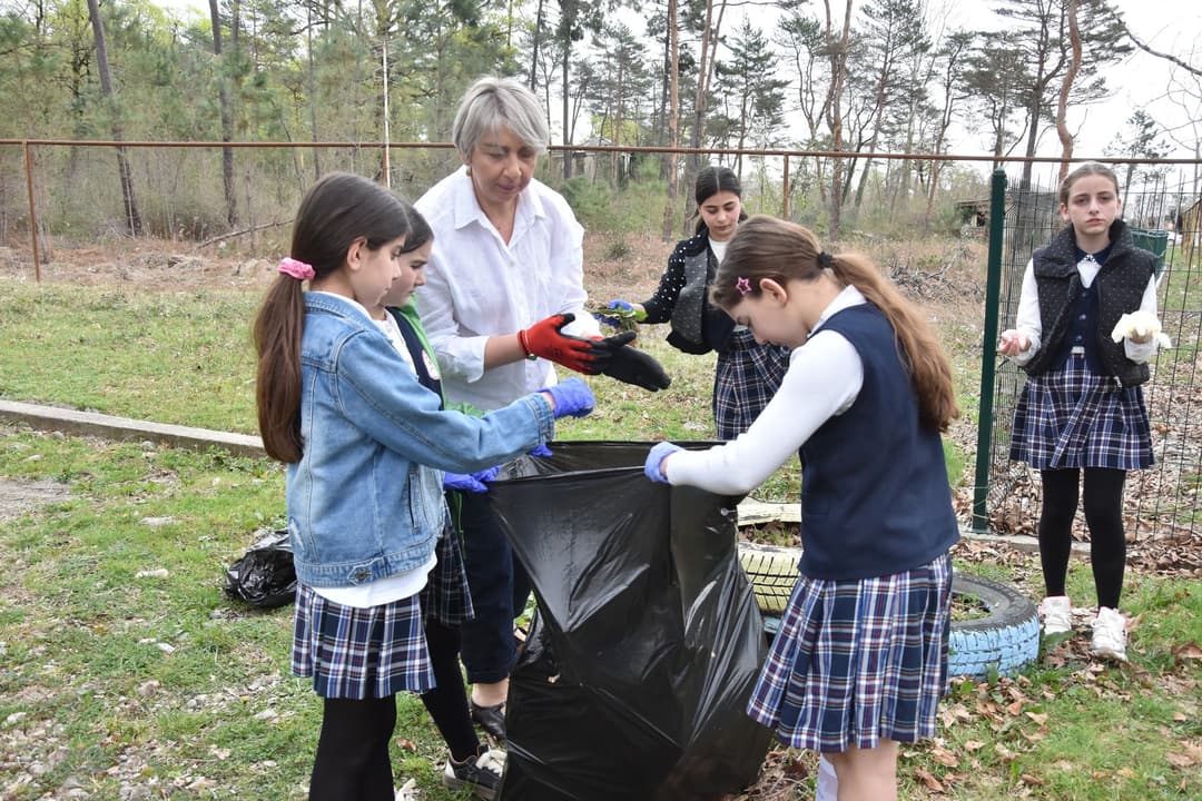 წყალტუბოს მუნიციპალიტეტში დასუფთავების აქცია გაიმართა