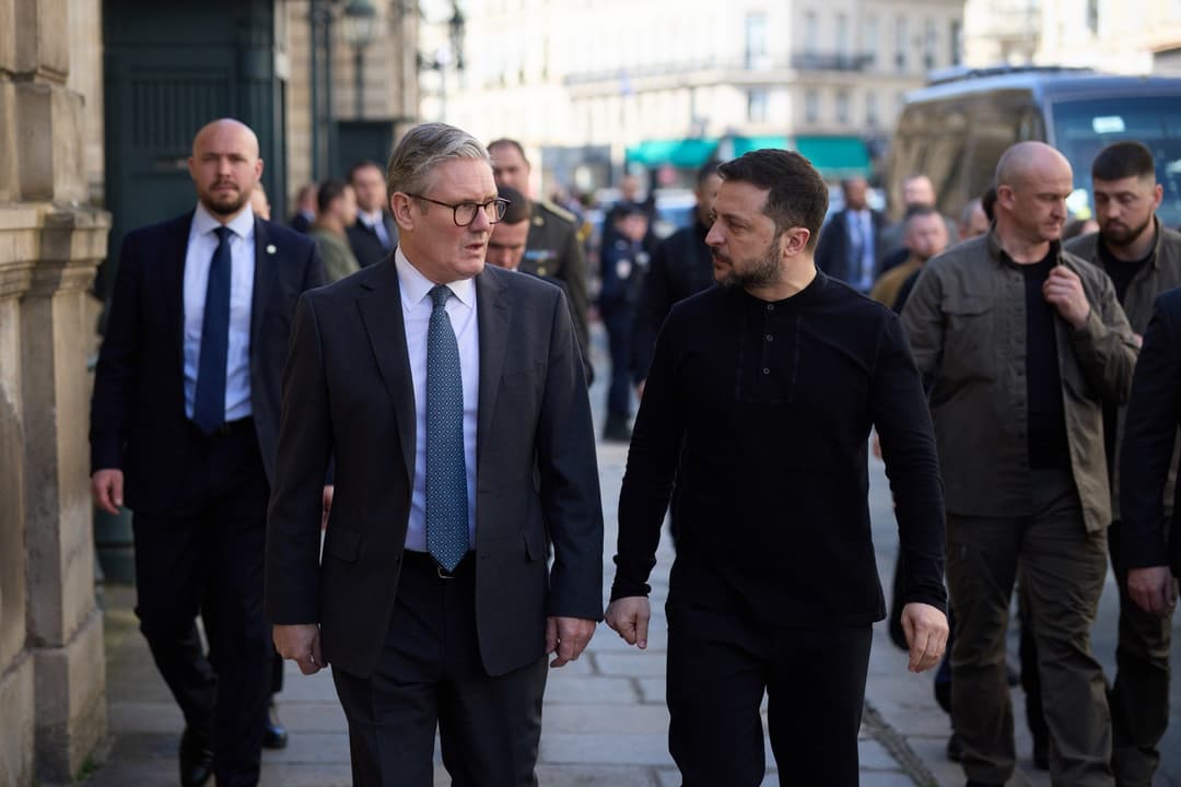 Zelenskyy: Britain and France represent Europe in peace talks on ending war