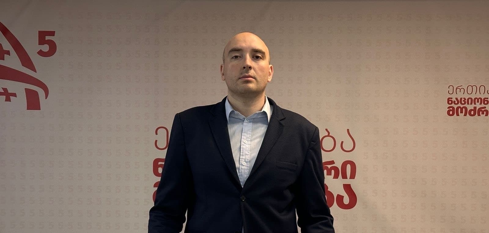 Frontnews image description