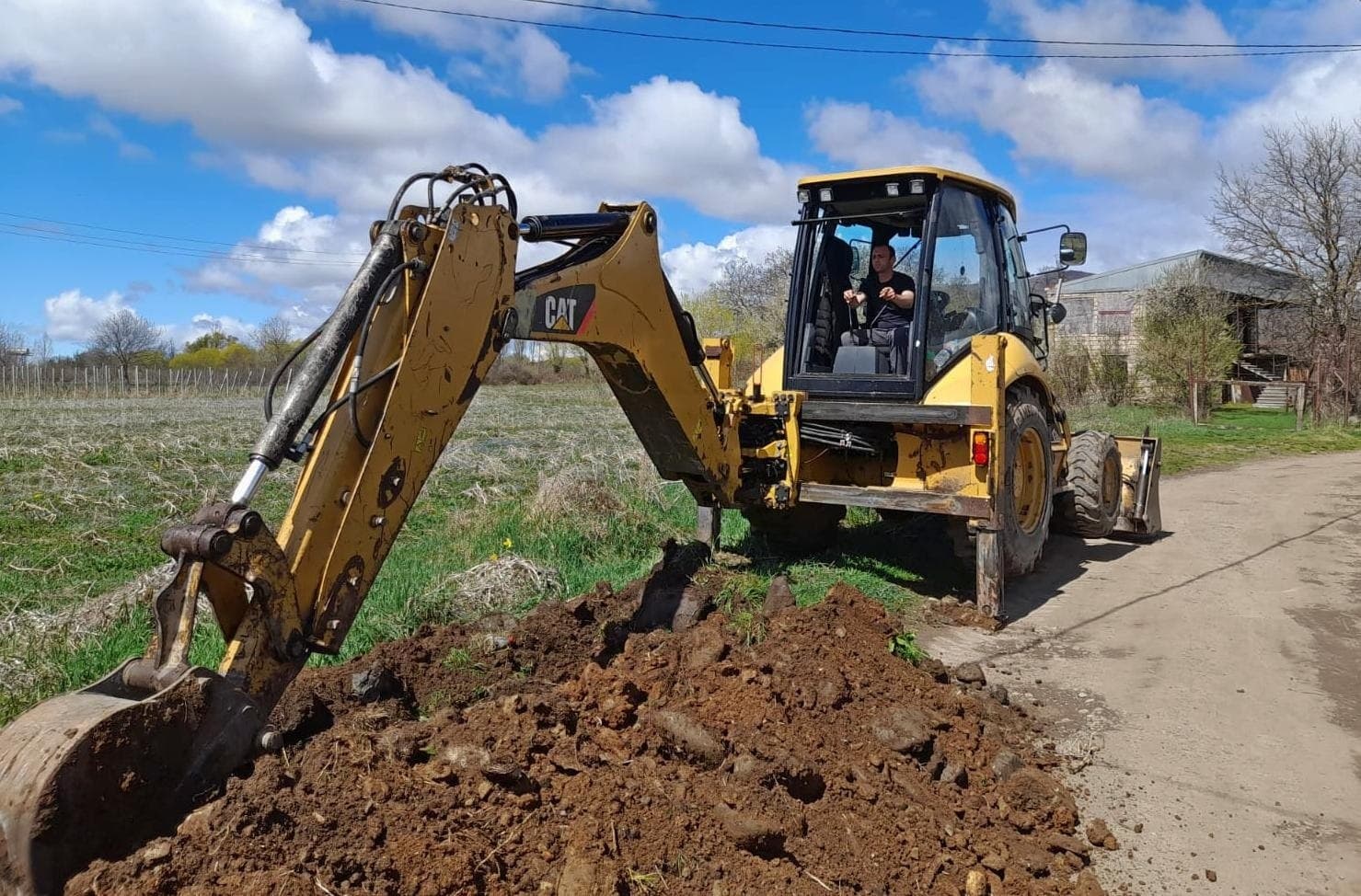 Frontnews image description