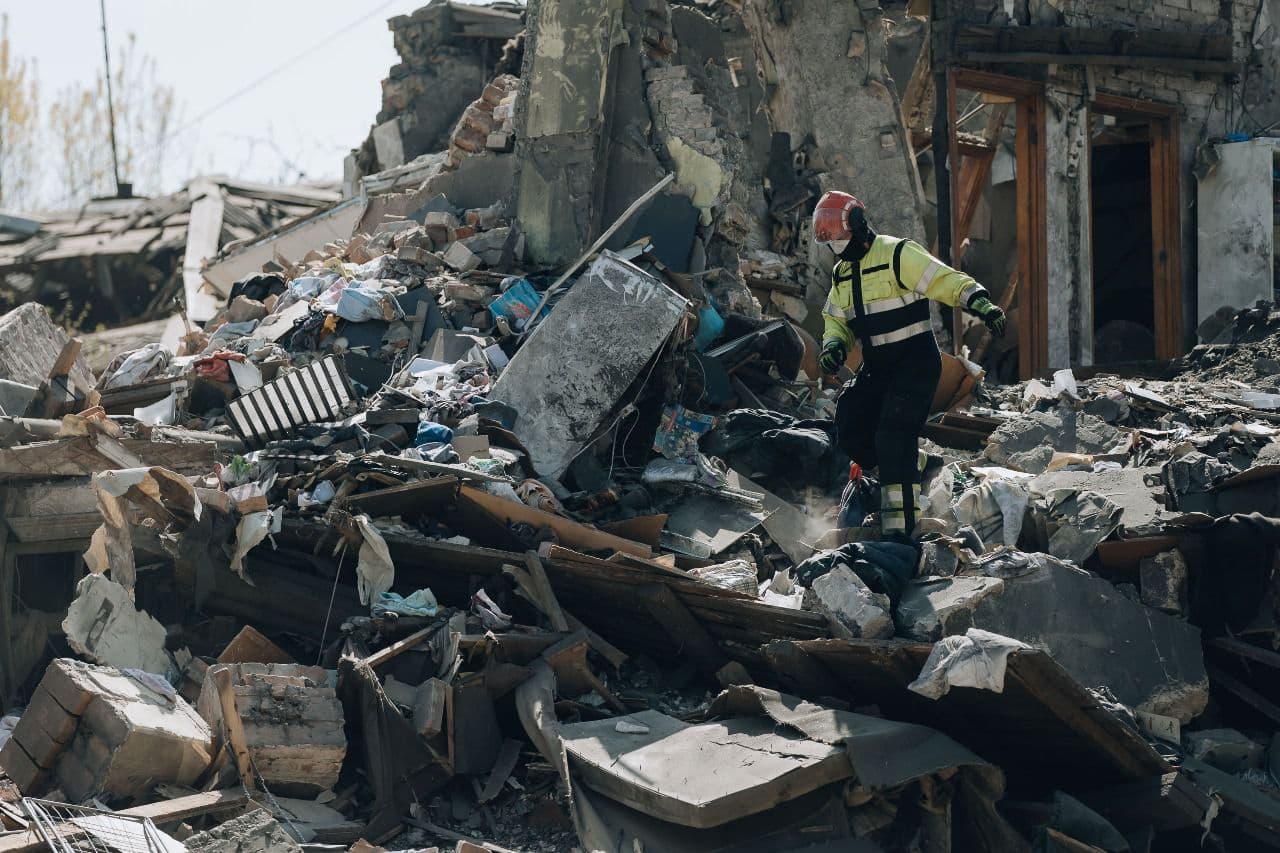 Frontnews image description