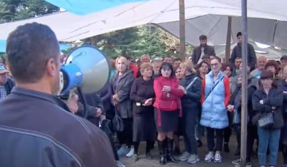 ჭიათურელი მაღაროელების პროტესტი გრძელდება