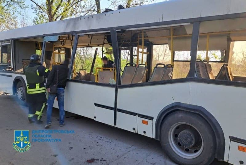 დნეპროპეტროვსკის ოლქში რუსების ავტობუსზე თავდასხმას 9 ადამიანის სიცოცხლე ემსხვერპლა, 32 დაშავდა