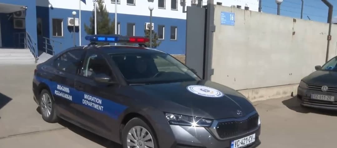 მიგრაციის დეპარტამენტის თანამშრომლებმა მარტში უცხო ქვეყნის 97 მოქალაქე საქართველოდან გააძევეს