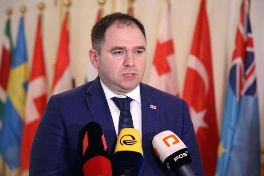 ნიკოლოზ სამხარაძე – სამარცხვინო და საზარელი ფაქტია ის, რომ პაატა ბურჭულაძე 9 აპრილის მემორიალთან არ უშვებს ირაკლი ქადაგიშვილს, რომელსაც 1989 წელს მიჰყავდა 9 აპრილის აქცია