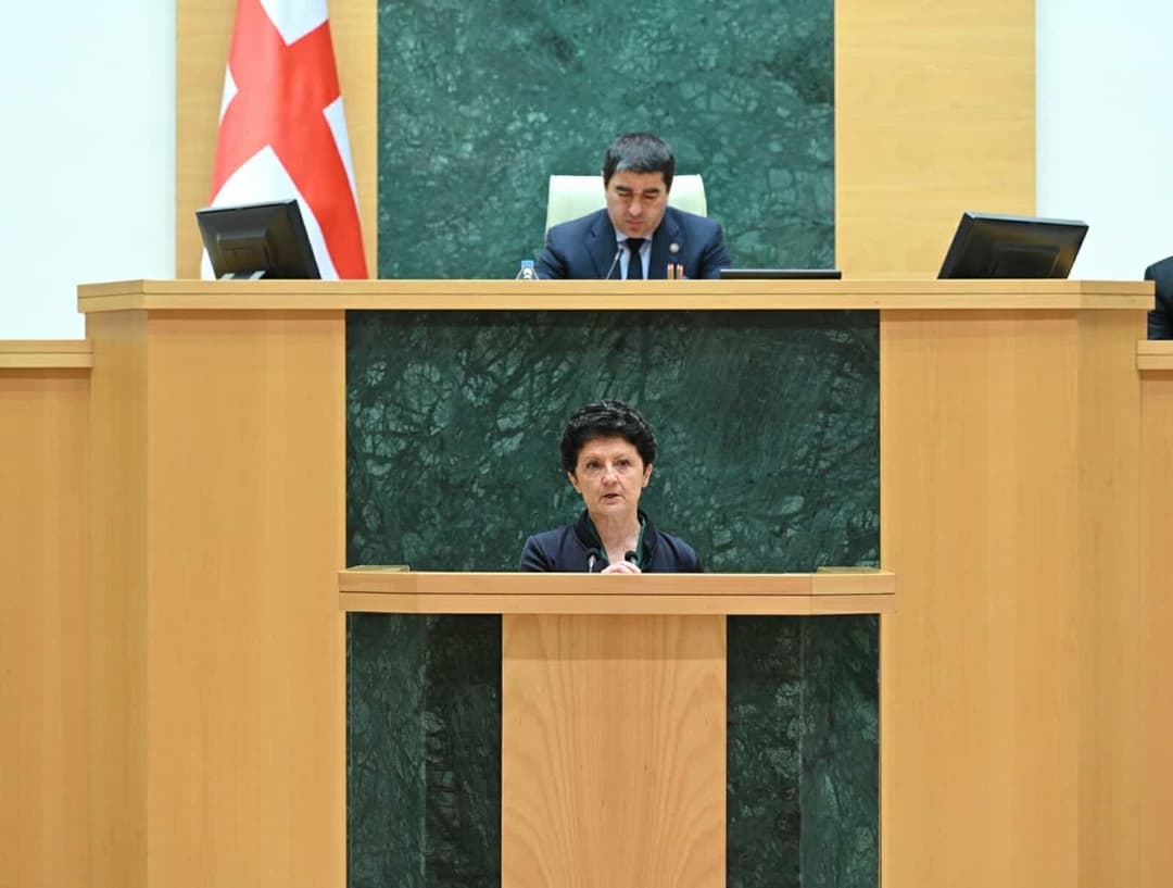 Parliament extends mandate of temporary investigative commission for one month