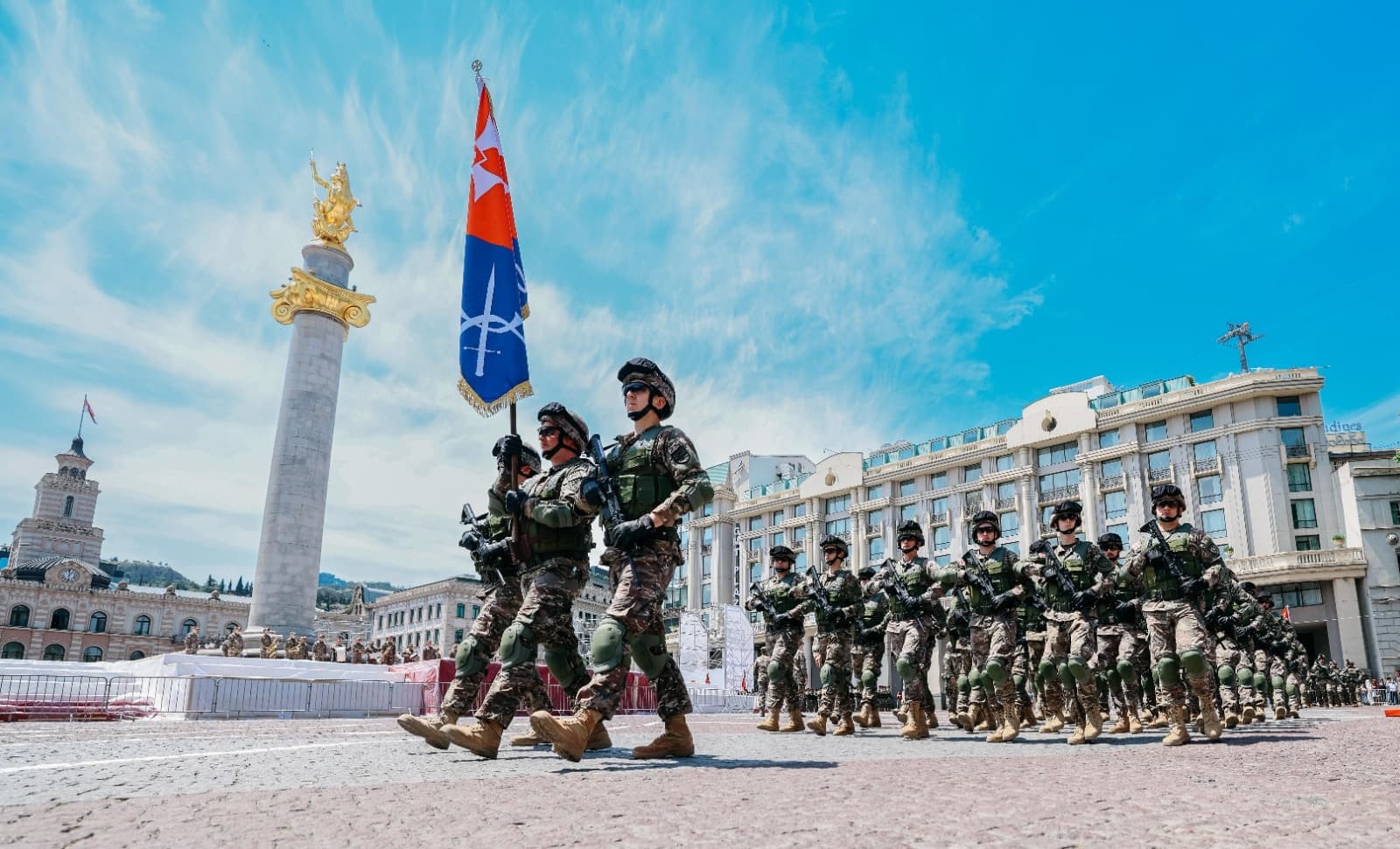 Frontnews image description