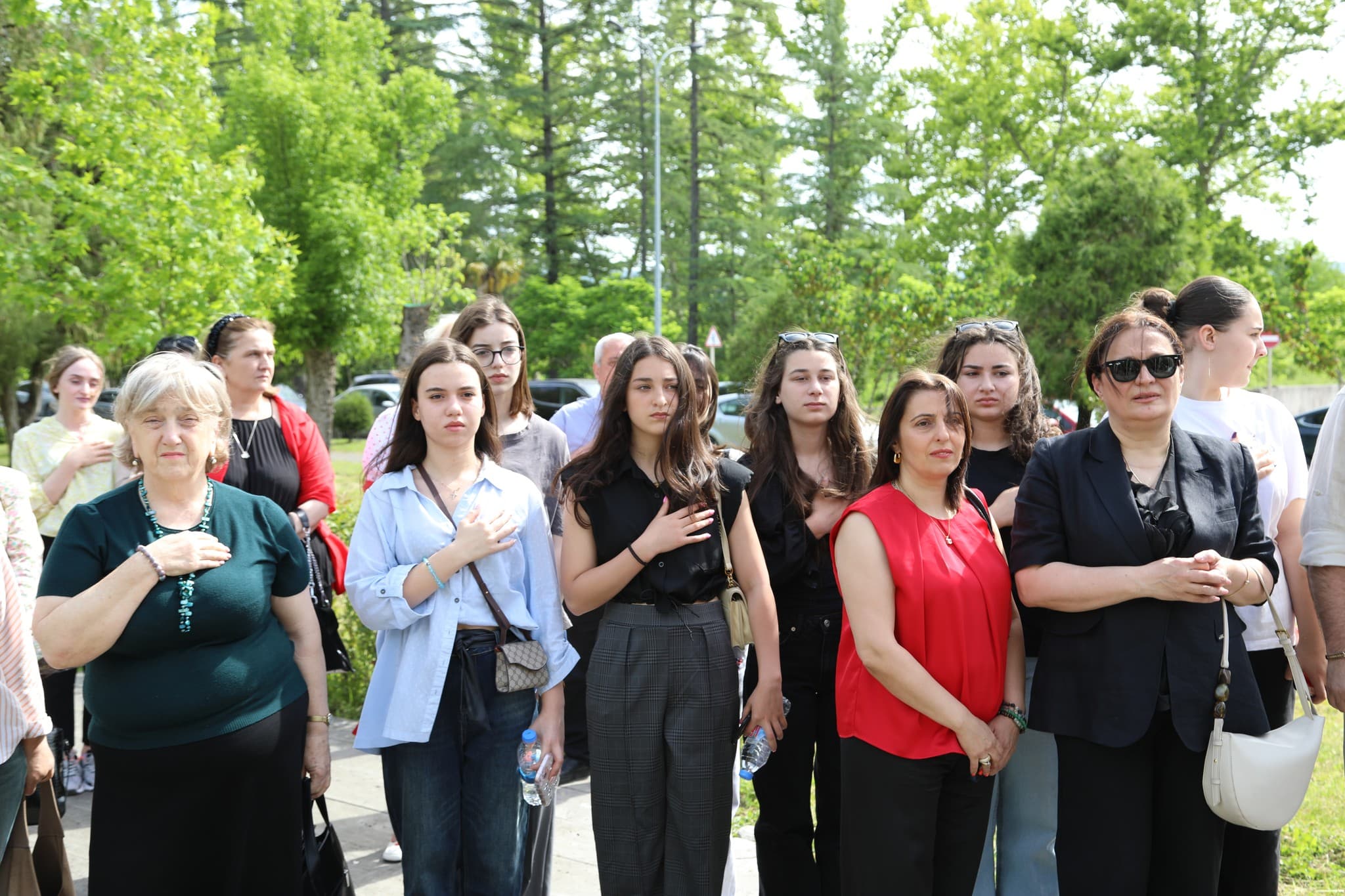 <p style="text-align: justify">წყალტუბოში საქართველოს დამოუკიდებლობის დღე საზეიმოდ აღინიშნა. &nbsp;</p><p style="text-align: justify">მუნიციპალიტეტის მერმა გენადი ბალანჩივაძემ და საკრებულოს თავმჯდომარემ თეიმურაზ ჭეიშვილმა, ადგილობრივი თვითმმართველობის წარმომადგენლებთან ერთად, საქართველოს ტერიტორიული მთლიანობისთვის დაღუპულთა მემორიალი გვირგვინით შეამკეს. ახალგაზრდებმა წარმოადგინეს ლიტერატურული კომპოზიცია "მე ქართველი ვარ.“ მოეწყო თემატური გამოფენა.</p><p style="text-align: justify">"გილოცავთ საქართველოს დამოუკიდებლობის დღეს. ეს დღე გვახსენებს წარსულს, დაგროვილ გამოცდილებასა და იმ ღირებულებებს, რომლებიც დღესაც გვაერთიანებს. მნიშვნელოვანია, რომ პასუხისმგებლობით გავაგრძელოთ ქვეყნის განვითარება და მშვიდობის შენარჩუნება“, - განაცხადა გენადი ბალანჩივაძემ.</p><p style="text-align: justify">დღესვე, ადგილობრივი ხელისუფლების წარმომადგენლებმა სოფელ მაღლაკში გვირგვინით შეამკეს ეროვნული გმირის მერაბ კოსტავას ბიუსტი.</p><p style="text-align: justify">საქართველოს დამოუკიდებლობის დღისადმი მიძღვნილი ღონისძიებები ფოლკლორულ-ქორეოგრაფიული ანსამბლების: „ივერიისა“ და „ნადურის“ საზეიმო კონცერტით დასრულდება.<br>&nbsp;</p>