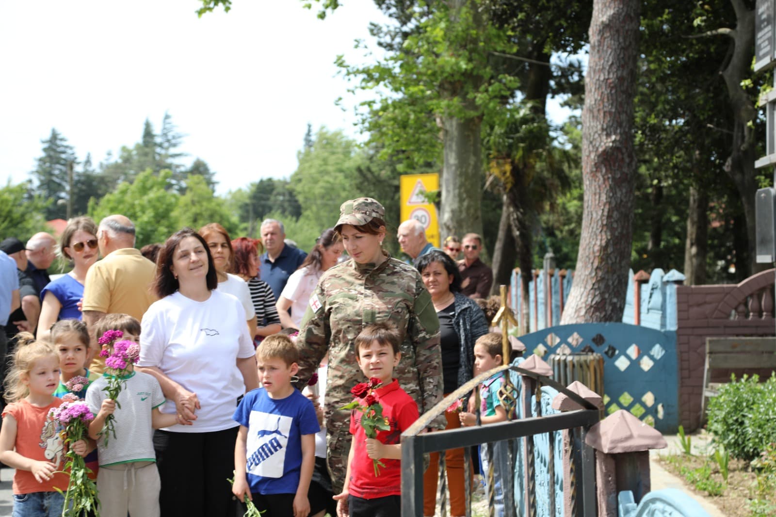 <p style="text-align: justify">წყალტუბოში საქართველოს დამოუკიდებლობის დღე საზეიმოდ აღინიშნა. &nbsp;</p><p style="text-align: justify">მუნიციპალიტეტის მერმა გენადი ბალანჩივაძემ და საკრებულოს თავმჯდომარემ თეიმურაზ ჭეიშვილმა, ადგილობრივი თვითმმართველობის წარმომადგენლებთან ერთად, საქართველოს ტერიტორიული მთლიანობისთვის დაღუპულთა მემორიალი გვირგვინით შეამკეს. ახალგაზრდებმა წარმოადგინეს ლიტერატურული კომპოზიცია "მე ქართველი ვარ.“ მოეწყო თემატური გამოფენა.</p><p style="text-align: justify">"გილოცავთ საქართველოს დამოუკიდებლობის დღეს. ეს დღე გვახსენებს წარსულს, დაგროვილ გამოცდილებასა და იმ ღირებულებებს, რომლებიც დღესაც გვაერთიანებს. მნიშვნელოვანია, რომ პასუხისმგებლობით გავაგრძელოთ ქვეყნის განვითარება და მშვიდობის შენარჩუნება“, - განაცხადა გენადი ბალანჩივაძემ.</p><p style="text-align: justify">დღესვე, ადგილობრივი ხელისუფლების წარმომადგენლებმა სოფელ მაღლაკში გვირგვინით შეამკეს ეროვნული გმირის მერაბ კოსტავას ბიუსტი.</p><p style="text-align: justify">საქართველოს დამოუკიდებლობის დღისადმი მიძღვნილი ღონისძიებები ფოლკლორულ-ქორეოგრაფიული ანსამბლების: „ივერიისა“ და „ნადურის“ საზეიმო კონცერტით დასრულდება.<br>&nbsp;</p>